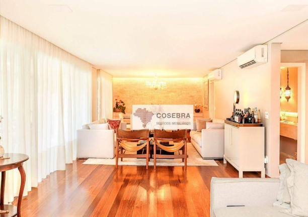 Imagem Apartamento com 3 Quartos à Venda, 226 m² em Vila Nova Conceição - São Paulo