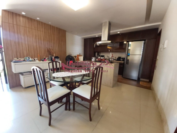 Imagem Casa com 3 Quartos à Venda, em Lagoa Nova - Natal Imagem Casa com 3 Quartos à Venda, em Lagoa Nova - Natal