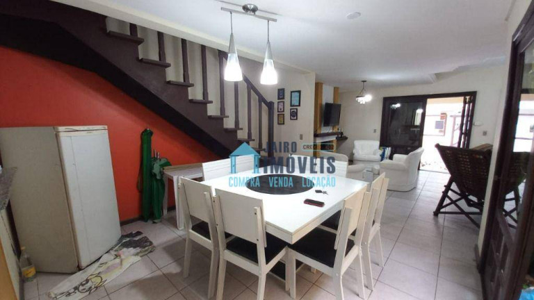 Imagem Sobrado com 5 Quartos à Venda, em Centro - Tramandaí Imagem Sobrado com 5 Quartos à Venda, em Centro - Tramandaí