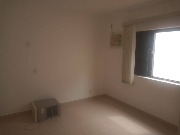 Imagem Casa com 3 Quartos para Alugar, 190 m² em Jardim Nasralla - Bauru Imagem Casa com 3 Quartos para Alugar, 190 m² em Jardim Nasralla - Bauru