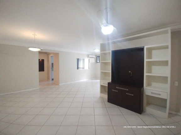 Imagem Apartamento com 3 Quartos à Venda, 151 m² em Centro - Florianópolis Imagem Apartamento com 3 Quartos à Venda, 151 m² em Centro - Florianópolis