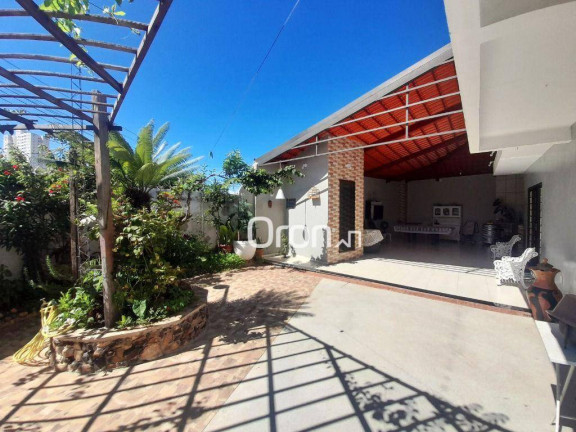 Imagem Sobrado com 3 Quartos à Venda, 270 m² em Jardim América - Goiânia Imagem Sobrado com 3 Quartos à Venda, 270 m² em Jardim América - Goiânia