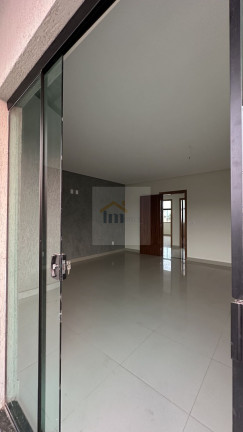 Imagem Casa com 3 Quartos à Venda, 253 m² em Residencial Barravento - Goiânia