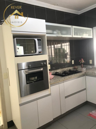 Imagem Sobrado com 3 Quartos à Venda, 350 m² em Vila Brandina - Campinas Imagem Sobrado com 3 Quartos à Venda, 350 m² em Vila Brandina - Campinas