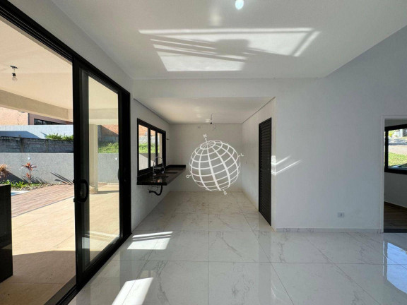 Imagem Casa com 3 Quartos à Venda, 180 m² em Condomínio Terras De Atibaia I - Atibaia Imagem Casa com 3 Quartos à Venda, 180 m² em Condomínio Terras De Atibaia I - Atibaia