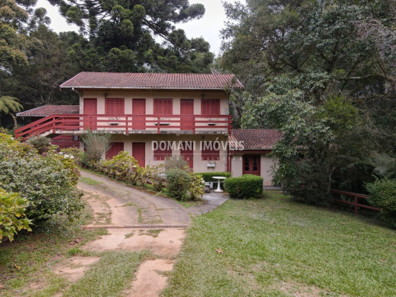 Imagem Casa com 3 Quartos à Venda, 360 m² em Região Da Vila Inglesa - Campos Do Jordão Imagem Casa com 3 Quartos à Venda, 360 m² em Região Da Vila Inglesa - Campos Do Jordão