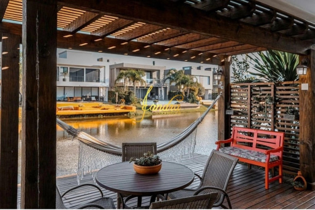 Imagem Casa de Condomínio com 5 Quartos à Venda, 300 m² em Centro - Xangri-la Imagem Casa de Condomínio com 5 Quartos à Venda, 300 m² em Centro - Xangri-la