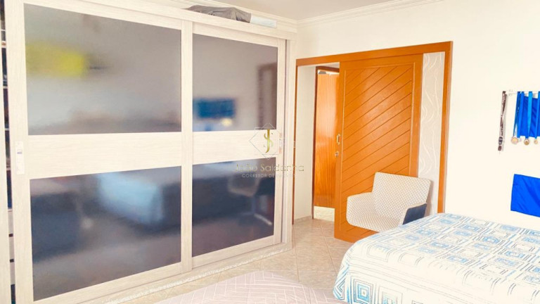 Imagem Casa com 3 Quartos à Venda, em Centro - Guaratuba Imagem Casa com 3 Quartos à Venda, em Centro - Guaratuba