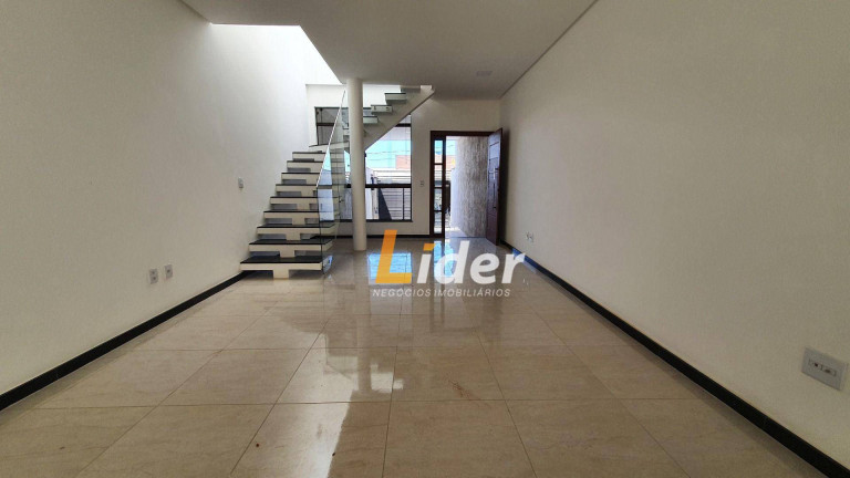 Imagem Casa com 3 Quartos à Venda, 151 m² em Aeroporto - Juiz De Fora