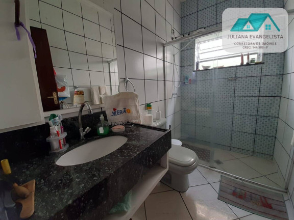 Imagem Casa com 3 Quartos à Venda, 300 m² em Jardim Rony - Guaratinguetá