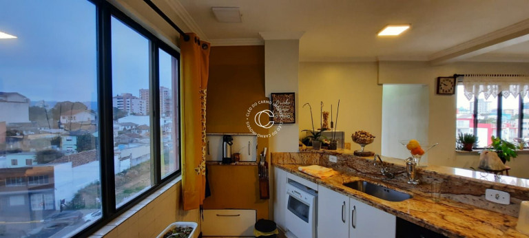 Imagem Cobertura com 3 Quartos à Venda, 160 m² em Duque De Caxias - Santa Maria Imagem Cobertura com 3 Quartos à Venda, 160 m² em Duque De Caxias - Santa Maria