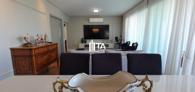 Imagem Imóvel com 3 Quartos à Venda, 183 m² em Cambuí - Campinas Imagem Imóvel com 3 Quartos à Venda, 183 m² em Cambuí - Campinas