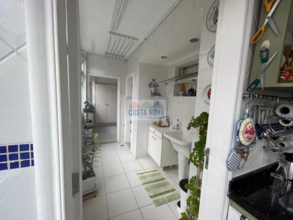 Imagem Apartamento com 3 Quartos à Venda, 221 m²