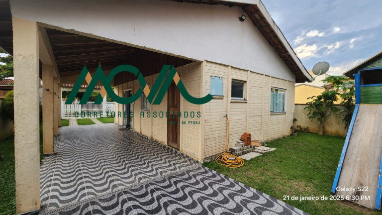 Imagem Casa com 4 Quartos para Alugar, 141 m² em Farol Do Itapoá Ii - Itapoá Imagem Casa com 4 Quartos para Alugar, 141 m² em Farol Do Itapoá Ii - Itapoá