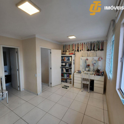 Imagem Sobrado com 2 Quartos à Venda, 82 m² em Centro - Camboriú Imagem Sobrado com 2 Quartos à Venda, 82 m² em Centro - Camboriú