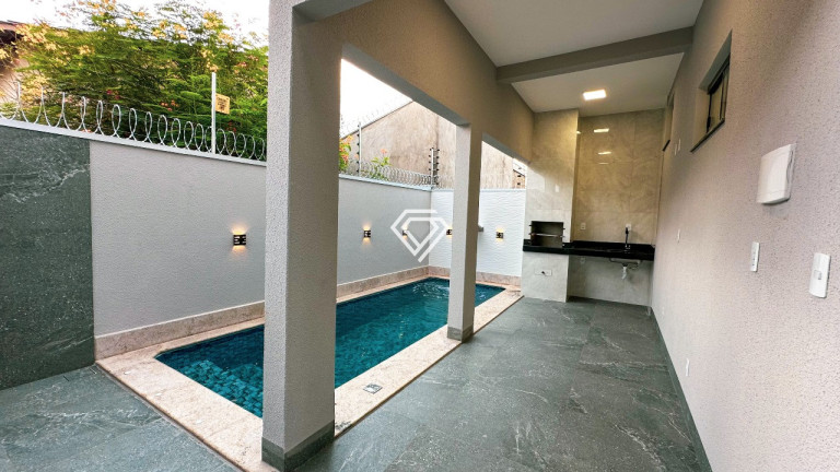 Imagem Casa com 3 Quartos à Venda, 137 m² em Plano Diretor Sul - Palmas Imagem Casa com 3 Quartos à Venda, 137 m² em Plano Diretor Sul - Palmas
