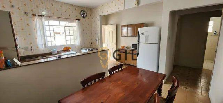 Imagem Casa com 3 Quartos à Venda, 170 m² em Jardim Pereira Do Amparo - Jacareí Imagem Casa com 3 Quartos à Venda, 170 m² em Jardim Pereira Do Amparo - Jacareí