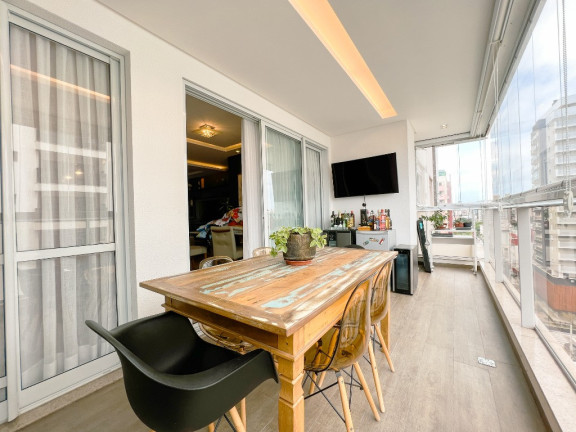 Imagem Apartamento com 3 Quartos à Venda, 133 m² em Kobrasol - São José