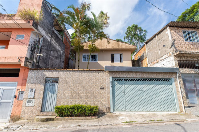 Imagem Casa com 3 Quartos à Venda, 170 m² em Jardim Das Imbuias - São Paulo