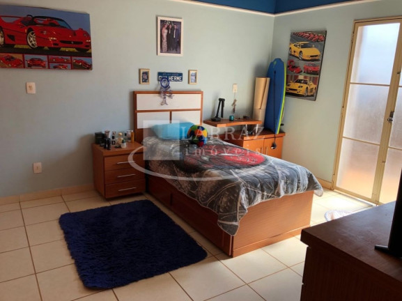 Imagem Imóvel com 4 Quartos à Venda, 335 m² em Jardim Califórnia - Ribeirão Preto Imagem Imóvel com 4 Quartos à Venda, 335 m² em Jardim Califórnia - Ribeirão Preto