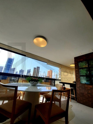 Imagem Imóvel com 4 Quartos à Venda, 302 m² em Umarizal - Belém Imagem Imóvel com 4 Quartos à Venda, 302 m² em Umarizal - Belém
