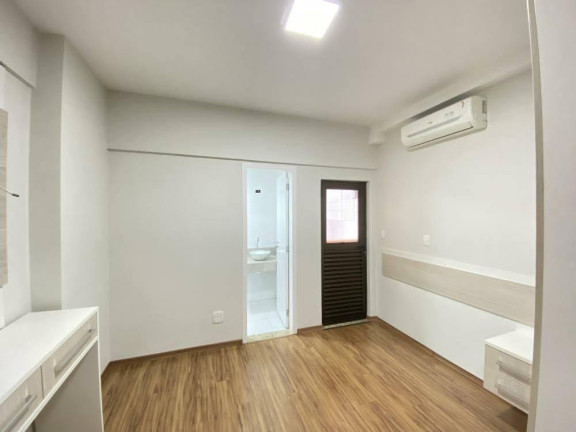 Imagem Apartamento com 3 Quartos à Venda, 161 m² em Zona 01 - Maringá Imagem Apartamento com 3 Quartos à Venda, 161 m² em Zona 01 - Maringá