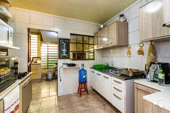 Imagem Casa com 5 Quartos à Venda, em Jardim Sabará - Porto Alegre Imagem Casa com 5 Quartos à Venda, em Jardim Sabará - Porto Alegre