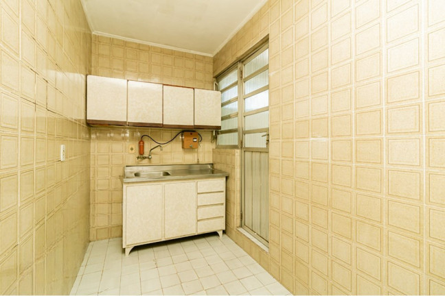 Imagem Imóvel com 1 Quarto à Venda, 34 m² em Santa Maria Goretti - Porto Alegre Imagem Imóvel com 1 Quarto à Venda, 34 m² em Santa Maria Goretti - Porto Alegre