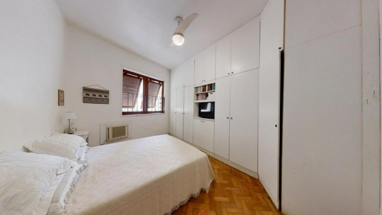 Imagem Imóvel com 3 Quartos à Venda, 136 m² em Ipanema - Rio De Janeiro Imagem Imóvel com 3 Quartos à Venda, 136 m² em Ipanema - Rio De Janeiro
