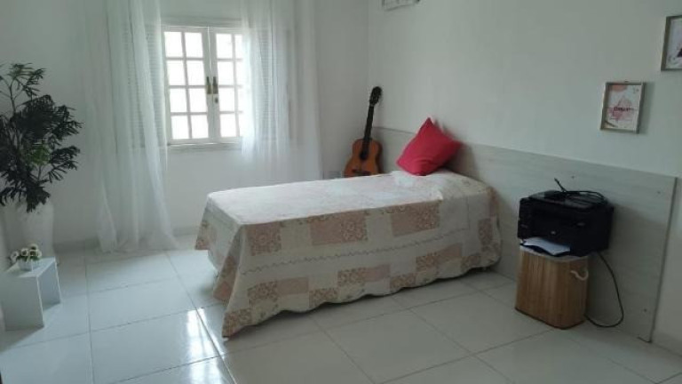 Imagem Casa com 4 Quartos à Venda, 360 m² em Piratininga - Niterói Imagem Casa com 4 Quartos à Venda, 360 m² em Piratininga - Niterói