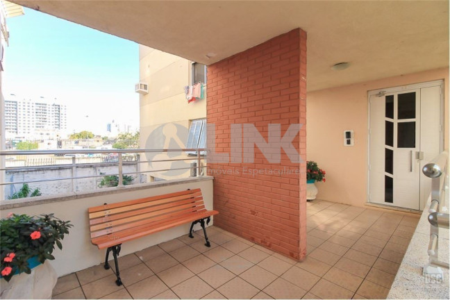 Imagem Apartamento com 2 Quartos à Venda, 59 m² em Azenha - Porto Alegre Imagem Apartamento com 2 Quartos à Venda, 59 m² em Azenha - Porto Alegre