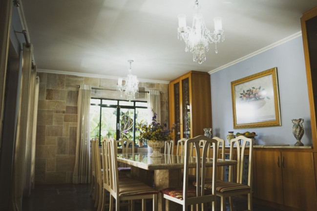 Imagem Casa com 4 Quartos à Venda, 328 m² em Colinas Dos álamos - Valinhos Imagem Casa com 4 Quartos à Venda, 328 m² em Colinas Dos álamos - Valinhos