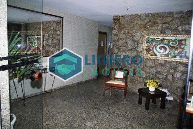Imagem Apartamento com 2 Quartos à Venda,  em Santa Rosa - Niterói