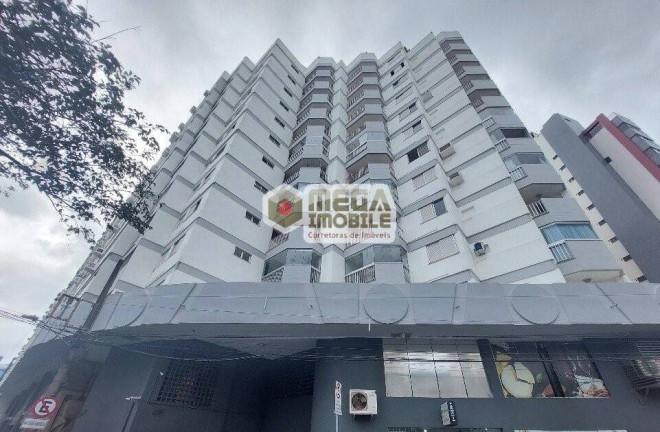 Imagem Apartamento com 2 Quartos à Venda, 92 m² em Centro - Florianópolis Imagem Apartamento com 2 Quartos à Venda, 92 m² em Centro - Florianópolis