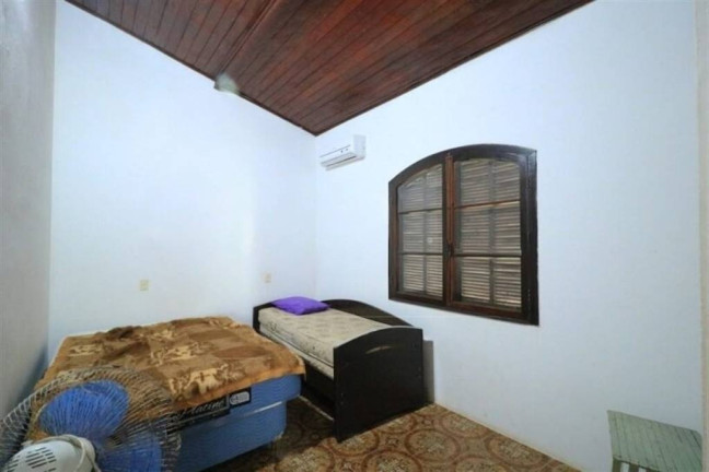 Imagem Casa com 3 Quartos à Venda, 220 m² em Belmira Novaes - Peruibe Imagem Casa com 3 Quartos à Venda, 220 m² em Belmira Novaes - Peruibe