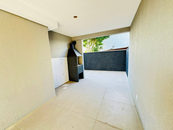 Imagem Casa com 3 Quartos à Venda,  em Porto Alegre