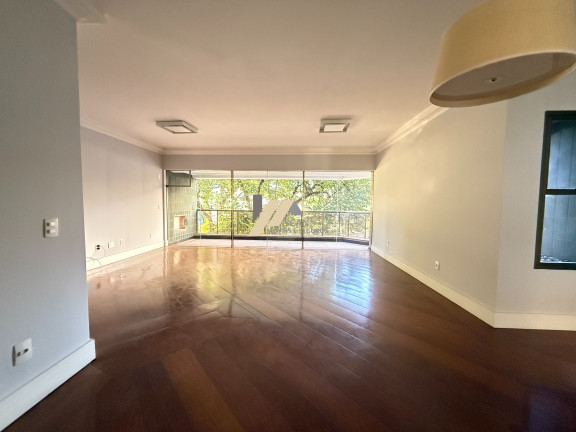 Imagem Imóvel com 4 Quartos à Venda, 217 m² em Cambuí - Campinas Imagem Imóvel com 4 Quartos à Venda, 217 m² em Cambuí - Campinas