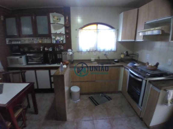 Imagem Casa com 4 Quartos à Venda, 250 m² em Itaipu - Niterói Imagem Casa com 4 Quartos à Venda, 250 m² em Itaipu - Niterói
