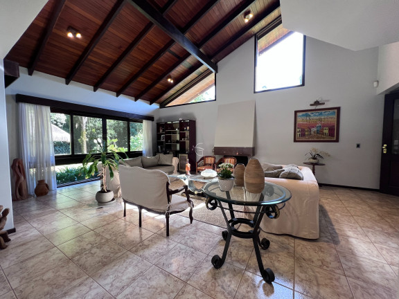 Imagem Casa com 4 Quartos à Venda, 109.000 m² em Pirabeiraba (pirabeiraba) - Joinville Imagem Casa com 4 Quartos à Venda, 109.000 m² em Pirabeiraba (pirabeiraba) - Joinville