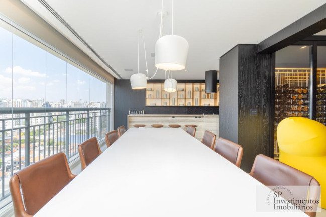 Imagem Apartamento com 2 Quartos à Venda, 171 m² em Moema - São Paulo