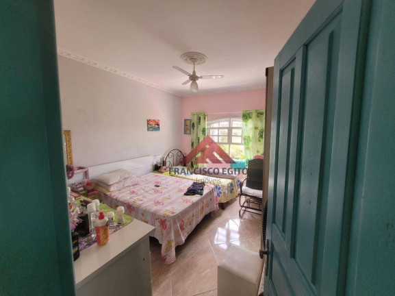 Imagem Casa com 3 Quartos à Venda, 187 m² em Trindade - São Gonçalo Imagem Casa com 3 Quartos à Venda, 187 m² em Trindade - São Gonçalo
