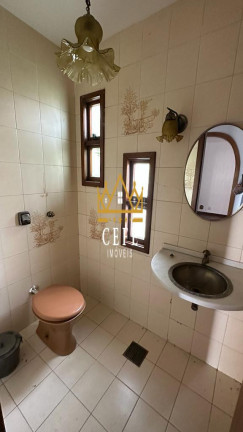Imagem Casa com 3 Quartos à Venda, 224 m² em Santana - Porto Alegre Imagem Casa com 3 Quartos à Venda, 224 m² em Santana - Porto Alegre
