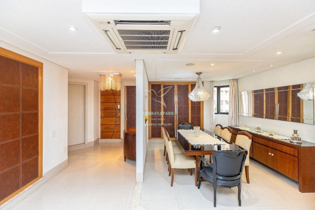 Imagem Apartamento com 4 Quartos à Venda, 202 m² em Moema - São Paulo