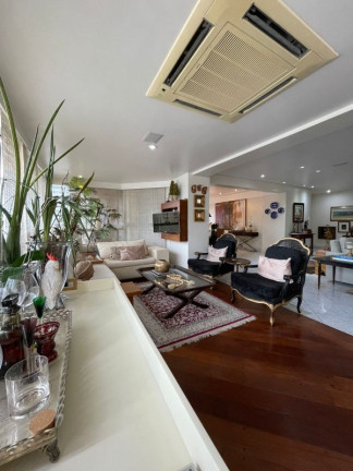 Imagem Imóvel com 4 Quartos à Venda, 321 m² em Horto Florestal - Salvador Imagem Imóvel com 4 Quartos à Venda, 321 m² em Horto Florestal - Salvador