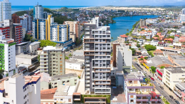 Apartamento com 3 Quartos à Venda, 95 m² em Centro - Torres