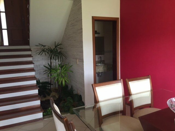 Imagem Casa de Condomínio com 3 Quartos à Venda, 202 m² em Santa Cruz - Valinhos