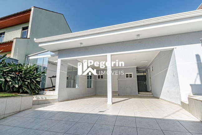 Imagem Casa com 4 Quartos à Venda, 344 m² em Centro - Pinhais