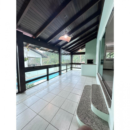 Imagem Casa com 3 Quartos à Venda, em Ariribá - Balneário Camboriú Imagem Casa com 3 Quartos à Venda, em Ariribá - Balneário Camboriú