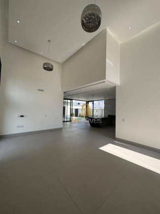 Imagem Casa com 3 Quartos à Venda, 232 m² em Terras Alpha 01 - Senador Canedo Imagem Casa com 3 Quartos à Venda, 232 m² em Terras Alpha 01 - Senador Canedo