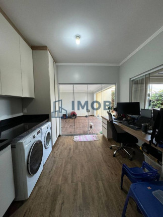 Imagem Casa com 3 Quartos à Venda, 187 m² em Jaraguá Esquerdo - Jaraguá Do Sul Imagem Casa com 3 Quartos à Venda, 187 m² em Jaraguá Esquerdo - Jaraguá Do Sul